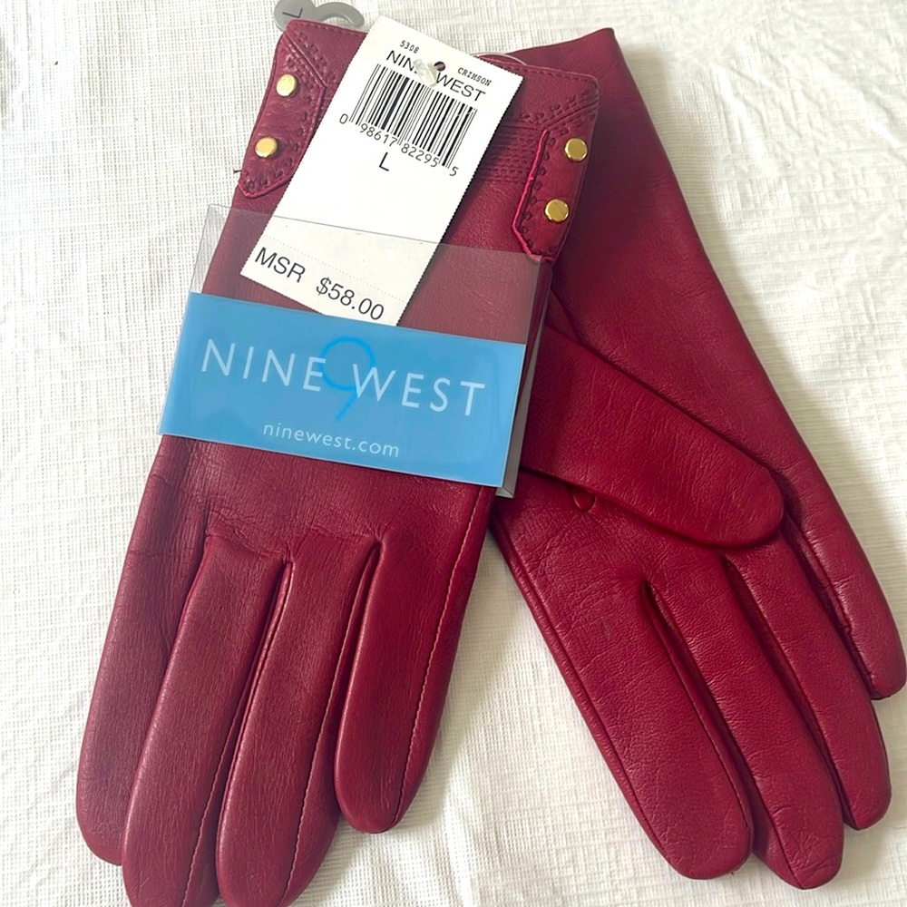 Nine West Women’s gloves